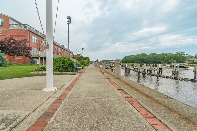 APT-32 - 45 Main St, Condo with 2 bedrooms, 1 bathrooms and 1 parking in Wareham MA | Image 13