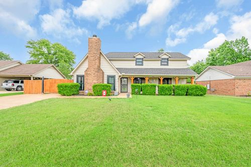 3842 Robin Hill Dr, Bartlett, TN, 38135-1734 | Card Image