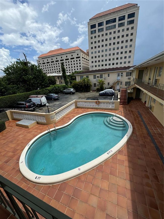 APT-5 - 115 Calabria Ave, Condo with 1 bedrooms, 1 bathrooms and null parking in Coral Gables FL | Image 15