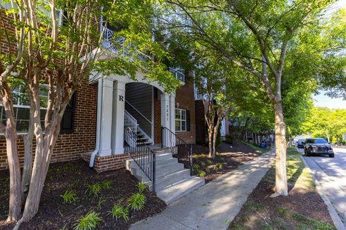 r5-7321 Althorp Way, Nashville, TN, 37211-7031 | Card Image
