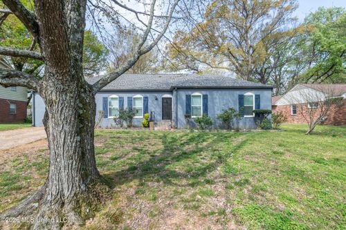 8761 Chesterfield Drive, Southaven, MS, 38671 | Card Image