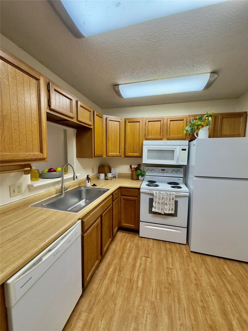 f147-1624 Aquarena Springs Drive, San Marcos, TX, 78666 | Card Image