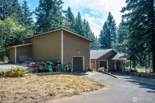32717 Ne 94th St, Camas, WA, 98607-9666 | Card Image