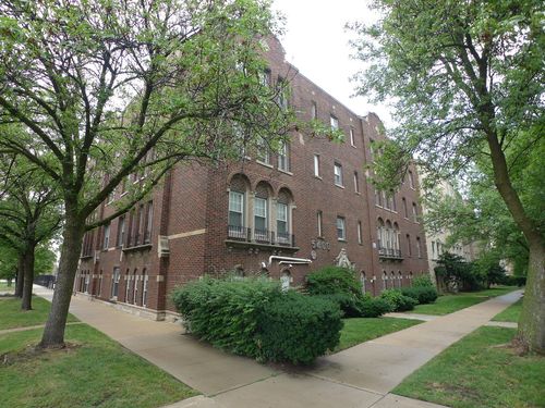 1b-5400 Campbell Ave, Chicago, IL, 60625-7238 | Card Image
