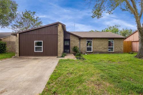 5618 Briarcrest Drive, Garland, TX, 75043 | Card Image