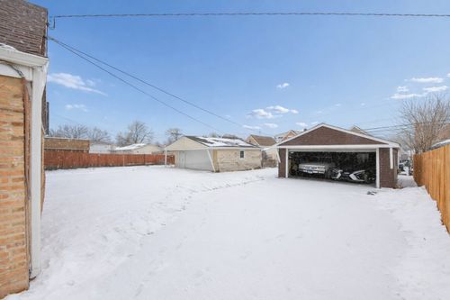 4137 Ruby St, Schiller Park, IL, 60176-1801 | Card Image