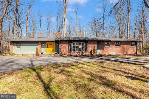 14015 Berryville Rd, DARNESTOWN, MD, 20874-3519 | Card Image