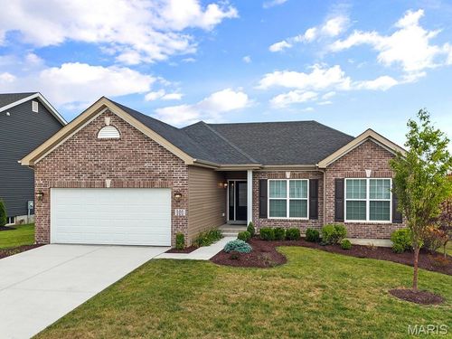 2 Hickory Trails Dr, Wright City, MO, 63390 | Card Image