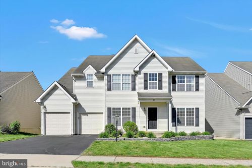 82 Grayson Ave, EAST EARL, PA, 17519-9278 | Card Image