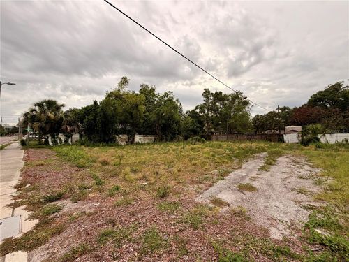 3206 N Tampa Street, TAMPA, FL, 33603 | Card Image