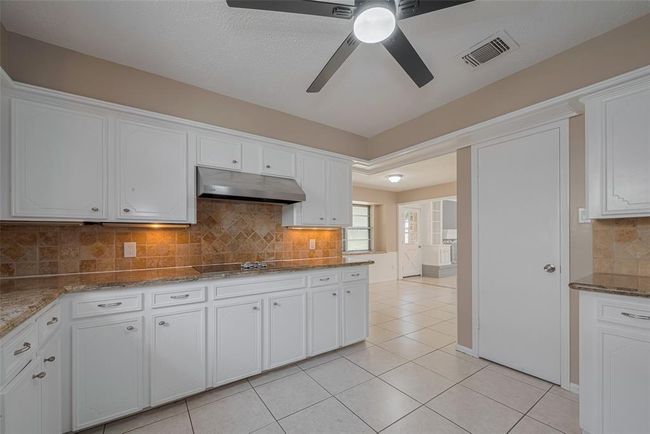 5711 Arenas Timbers Dr, House other with 4 bedrooms, 3 bathrooms and 2 parking in Humble TX | Image 16