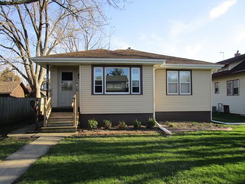 205 W Seminole St, Dwight, IL, 60420-1153 | Card Image