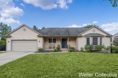 456 Country Mdw, Comstock Park, MI, 49321-8554 | Card Image