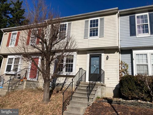 6902 Myersview Dr, Baltimore, MD, 21220-1370 | Card Image