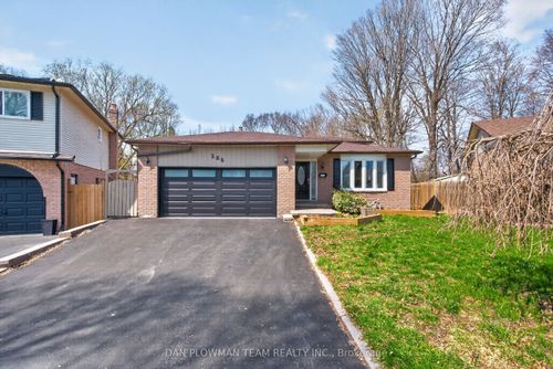 386 Grange Crt, Oshawa, ON, L1G7J1 | Card Image