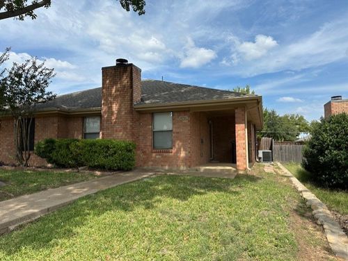 4701 Sausalito Dr, Arlington, TX, 76016-1971 | Card Image