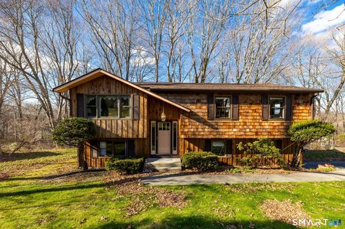 79 Charter Oak Dr, East Lyme, CT, 06333-1619 | Card Image