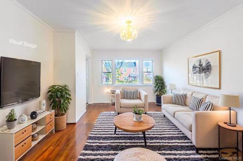 76 167th St, Fresh Meadows, NY, 11366-1329 | Card Image