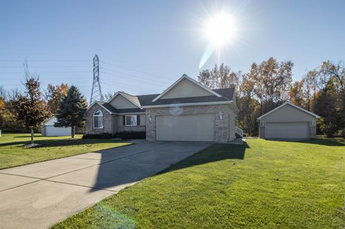12417 Silver Creek Ct, Clio, MI, 48420-8872 | Card Image