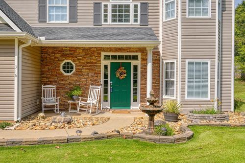 316 Crestview Ln, Spartanburg, SC, 29301-5216 | Card Image