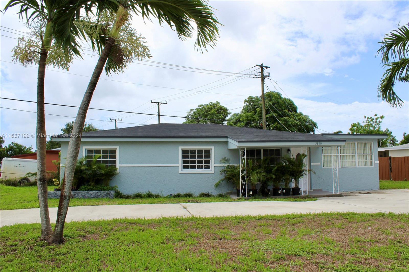 5th St, Lauderhill, FL 33311