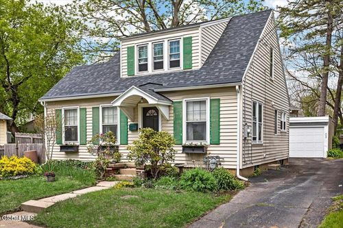 210 Lincoln St, Scotia, NY, 12302-2123 | Card Image
