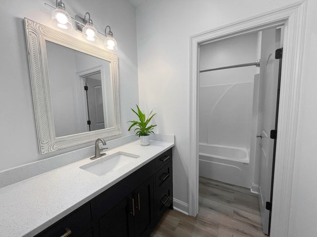 27 Bathroom 2 | Image 28