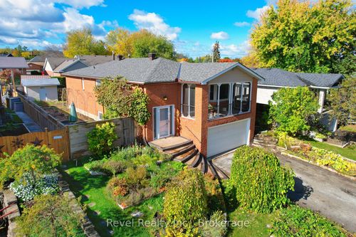 4 Teskey Crt, Collingwood, ON, L9Y4R9 | Card Image