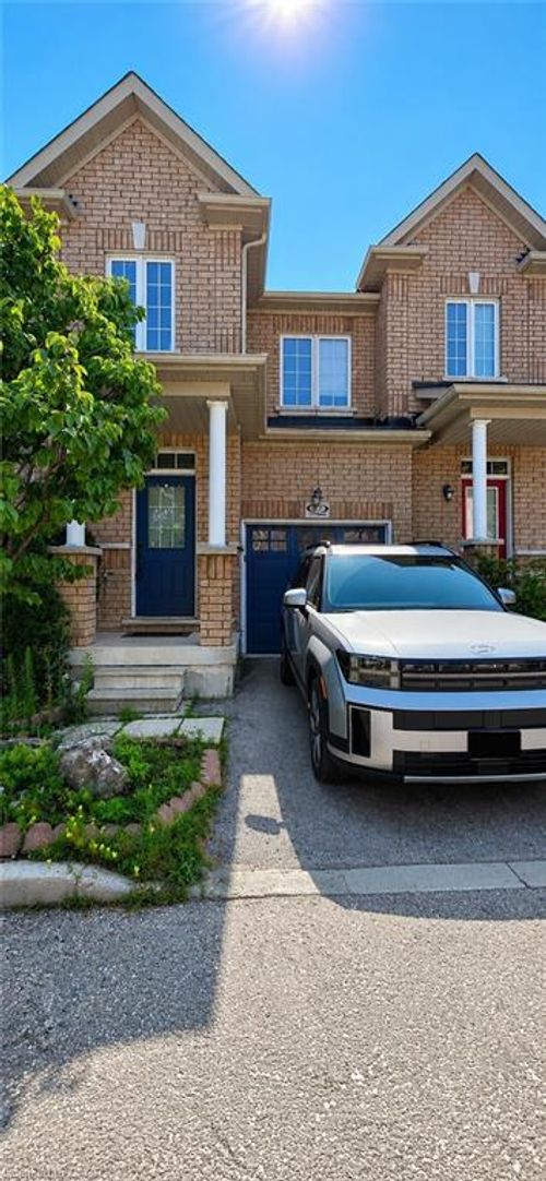 27-110 Highland Rd E, Kitchener, ON, N2M3S1 | Card Image