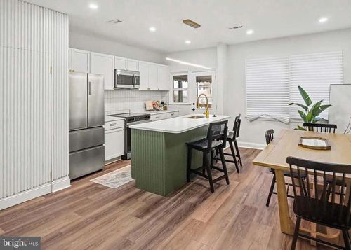 4289 Falls Rd, BALTIMORE, MD, 21211-1649 | Card Image