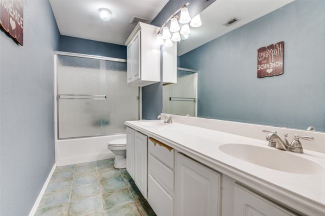 4811 Jakes Way, House other with 3 bedrooms, 2 bathrooms and null parking in Midlothian TX | Image 17
