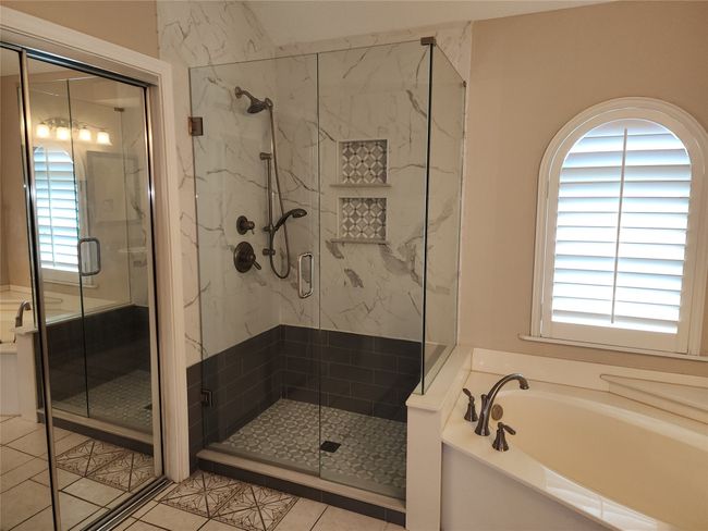 A - 2016 Greenview Dr, House other with 3 bedrooms, 2 bathrooms and null parking in Carrollton TX | Image 28