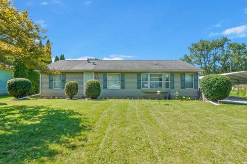 711 Arehart St, Goshen, IN, 46528-2621 | Card Image