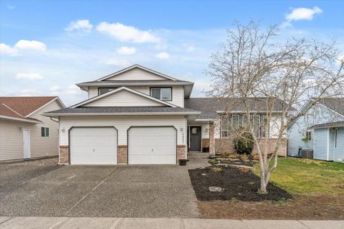 44983 Cumberland Ave, Chilliwack, BC, V2R3C2 | Card Image