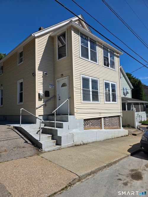 123 Golden St, Norwich, CT, 06360-4646 | Card Image
