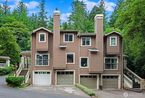1-9205 177th Pl Ne, Redmond, WA, 98052-6937 | Card Image