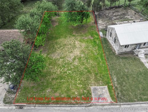 224 E 44th St N, Tulsa, OK, 74106-2705 | Card Image
