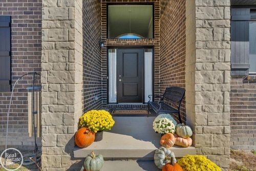 6839 Pintail Rd, Fair Haven, MI, 48023-3107 | Card Image