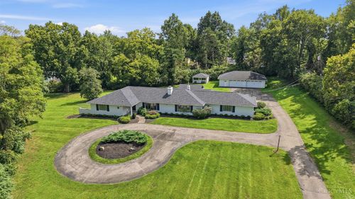 6730 Bennett Rd, Anderson Twp, OH, 45230-3825 | Card Image