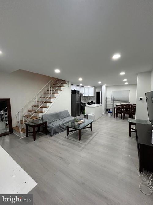 5822 Oakland St, PHILADELPHIA, PA, 19149-3414 | Card Image