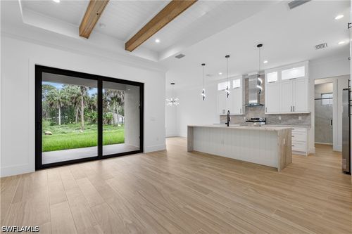 2354 4th Avenue Se, Naples, FL, 34117 | Card Image