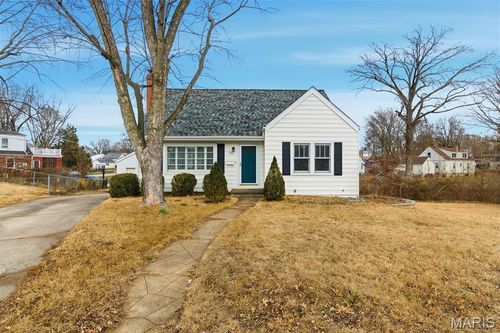 917 Pettus Pl, Saint Charles, MO, 63301-4707 | Card Image