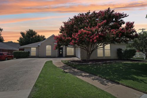 515 Steeplechase Trail, Kennedale, TX, 76060 | Card Image