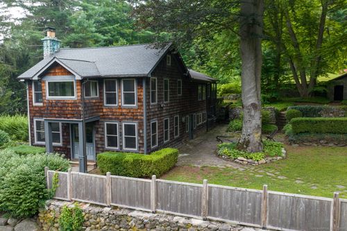 4 Garland Rd, New Preston Marble Dale, CT, 06777-2112 | Card Image