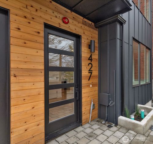 427 19th Ave E, Seattle, WA, 98112-5308 | Card Image