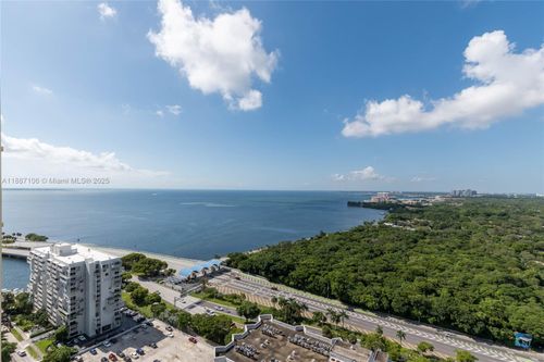 2702-2475 Brickell Ave, Miami, FL, 33129-2478 | Card Image