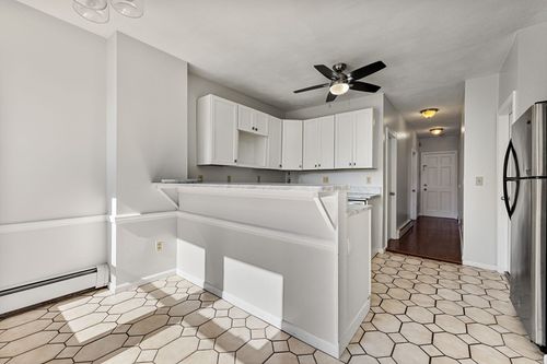 apt-3-149 Cottage St, Boston, MA, 02128-4302 | Card Image