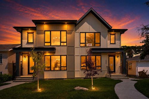 4608 81 St Nw, Calgary, AB, T3B2P6 | Card Image