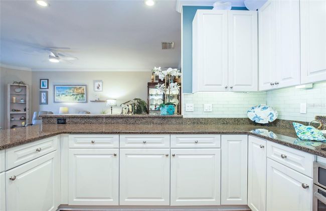 6303 Vista Verde Dr E, Townhouse with 3 bedrooms, 3 bathrooms and null parking in GULFPORT FL | Image 16