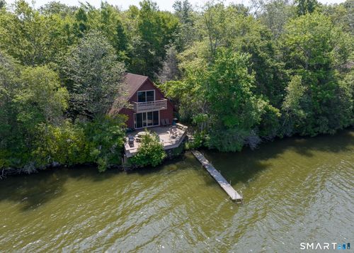 1 Island/Chalet, East Hampton, CT, 06424 | Card Image